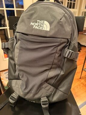 The North Face Men's Recon Backpack